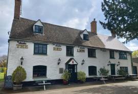 Rarely available COMMUNITY-OWNED pub in the delightful village of Northmoor, Oxfordshire OX29 5SX