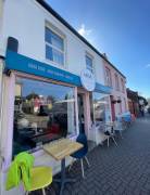 WEST SUSSEX - SUCCESSFUL LICENCED RESTAURANT/CAFE