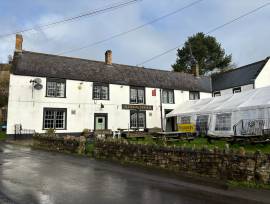 SOMERSET - WET-SALES DRIVEN CHARACTER FREE HOUSE