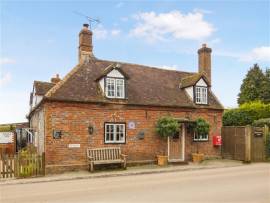 16th CENTURY COUNTRY PUB RESTAURANT, STUNNING CHILTERN HILLS VIEWS, IMMENSELY CHARACTERFUL TRADING AREAS, EXTENSIVE GARDENS, HUGE POTENTIAL, AFFLUENT LOCATION