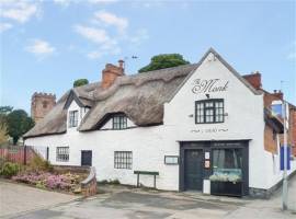 TOP DRAWER VILLAGE FREEHOUSE & RESTAURANT EXCEPTIONALLY WELL PRESENTED, 35% PREMIUM WET TRADE, EXPANDING AFFLUENT AREA, SERIOUS POTENTIAL TO GROW, GREAT COURTYARD TERRACE & BAR