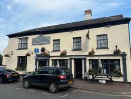 WORCESTERSHIRE - FAMED RIVERSIDE TOWN HIGH TRADING INN