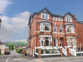 MID WALES - WELL APPOINTED WALES TOURIST BOARD 4* GUEST HOUSE