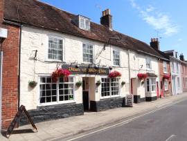 DORSET - POPULAR TOWN CENTRE FREE HOUSE WITH LETTING ROOMS