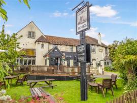 IDYLLIC VILLAGE INN, PUB & RESTAURANT, BEAUTIFUL LOCATION, 5 E/S LETTING BEDROOMS, LOUNGE BAR & DINING (50+), FREE OF TIE LEASE, GARDENS OVERLOOKING VILLAGE GREEN, 10 MINS CHANNEL TUNNEL