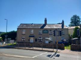 GLOUCESTERSHIRE – INVESTMENT PROPERTY PRODUCING RENTAL INCOME OF £22,000 PER ANNUM