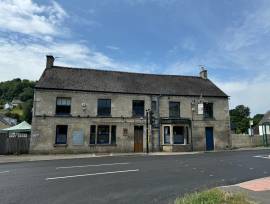 STROUD - EDGE OF TOWN CENTRE, SUBURBAN PUBLIC HOUSE