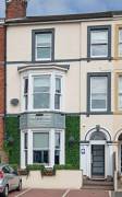 MERSEYSIDE – 10 BEDROOM GUEST HOUSE IN POPULAR SEASIDE TOWN