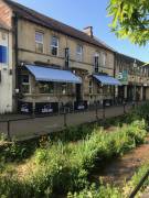 SOMERSET - STYLISH TOWN CENTRE FREEHOUSE 