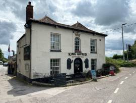 SOMERSET – ESTABLISHED RIVERSIDE COUNTRY FREEHOUSE WITH LETTING ROOMS