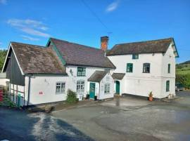 POWYS – VILLAGE PUB AND CAMPSITE CLOSE TO MARKET TOWN ON BUSY "A" ROAD