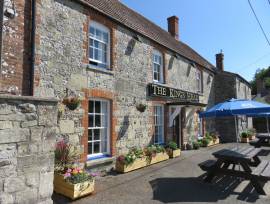 WILTSHIRE - DESIRABLE VILLAGE FREEHOUSE
