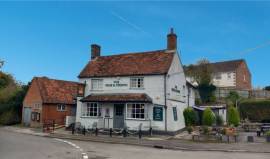 OXFORDSHIRE/VALE OF WHITE HORSE – VILLAGE FREEHOUSE 